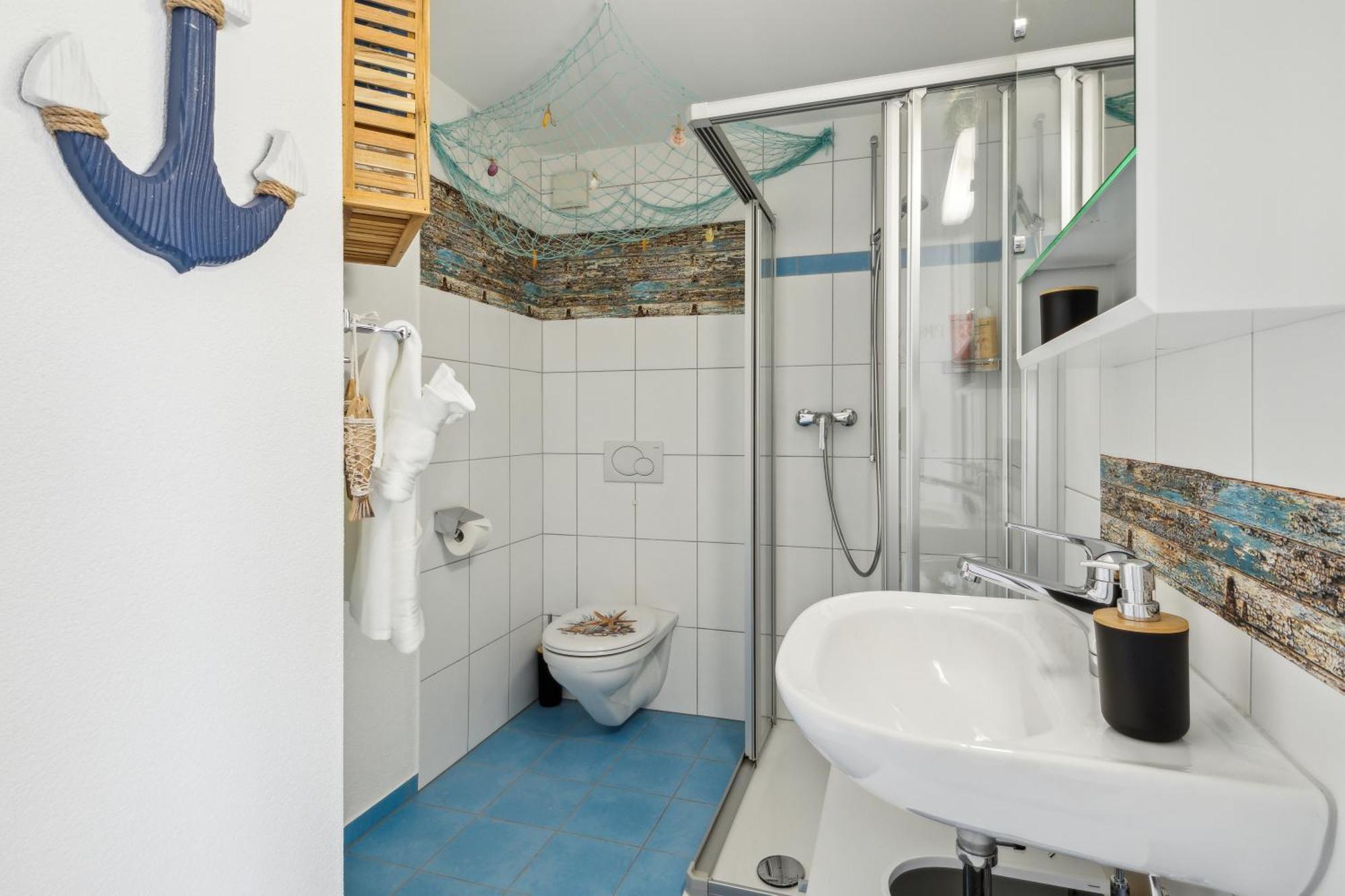 Business I Family Apartment I 1-4 Personen - Aare Blick, Nahe Altstadt I Beamer - 99" Leinwand I Terrassen Lounge Und Parkplatz Brugg  Exterior foto